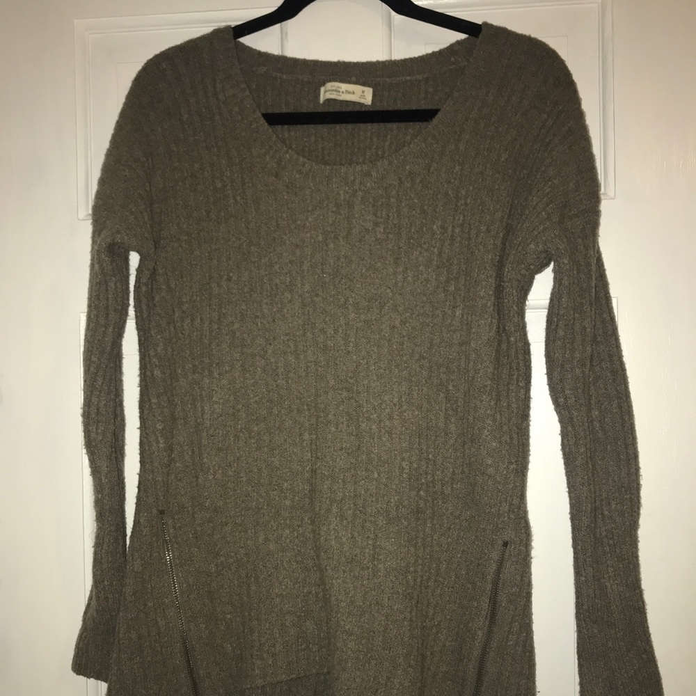 Brown Cashmire Abercrombie Sweater